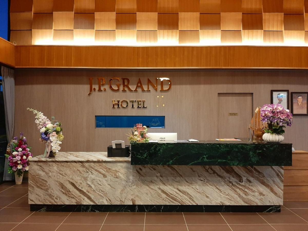 J.P.Grand Hotel Трат Екстер'єр фото